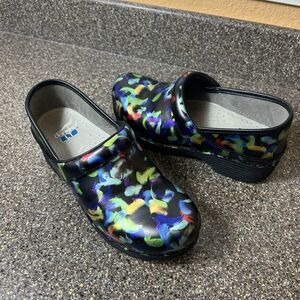 Dansko LT Neon 3D Leather Clog Women EU 38 US 7-7.5 Slip On Work Shoe Multicolor